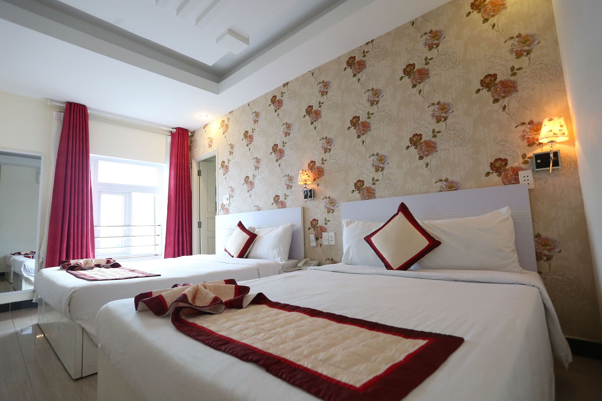 Minh Hoang Hy Hotel Da Nang Exterior photo