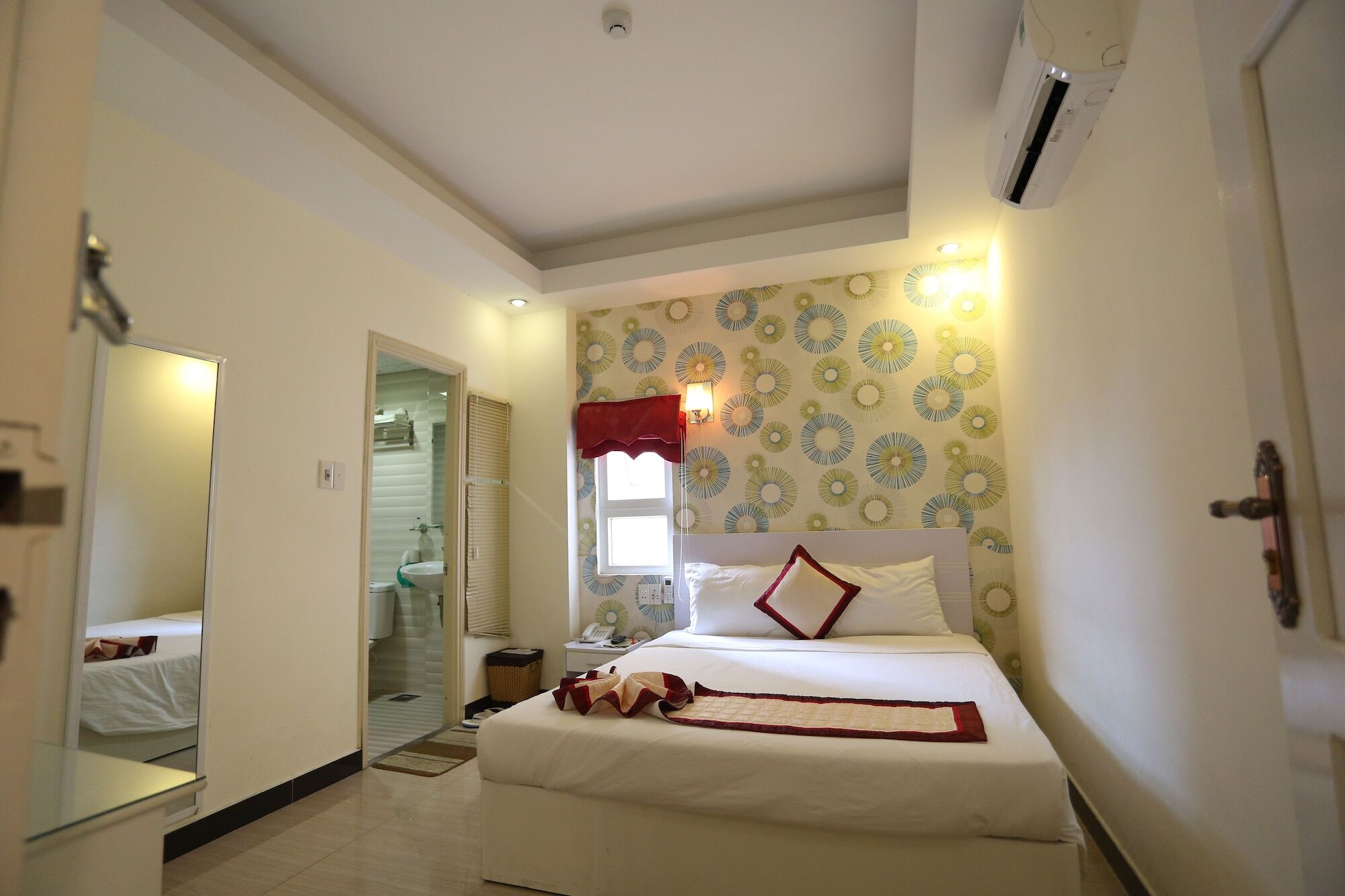 Minh Hoang Hy Hotel Da Nang Exterior photo