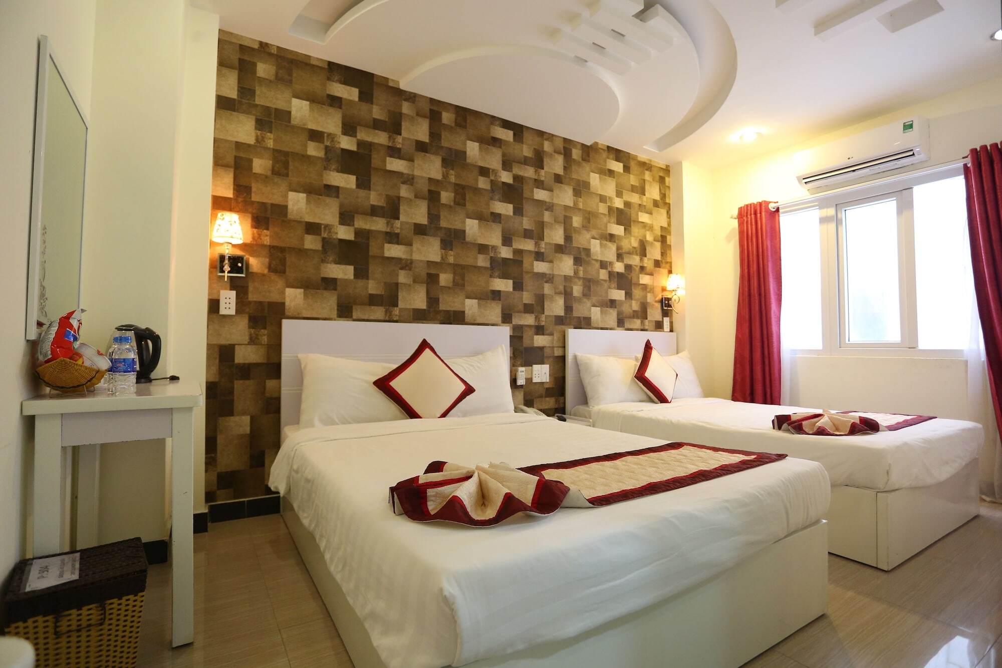 Minh Hoang Hy Hotel Da Nang Exterior photo